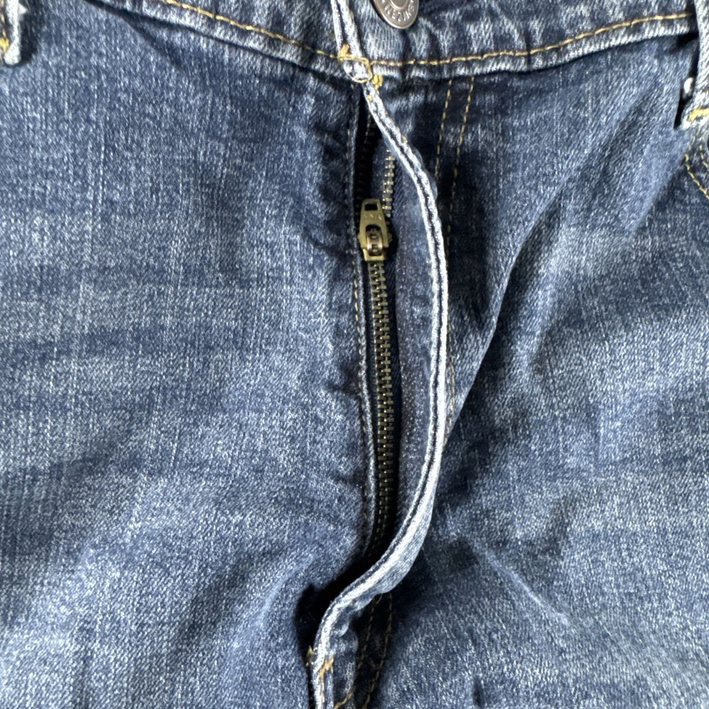 Men's Denizen from Levi's 218 Straight Distressed Blue Denim Jeans 38x 30 - Picture 5 of 13